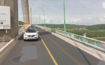 Caudebec-en-Caux : des témoins empêchent une personne de se jeter du pont de Brotonne