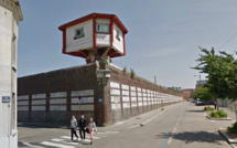 Rouen : poulet et merguez dans les sachets "parachutés" par-dessus le mur d'enceinte de la prison 