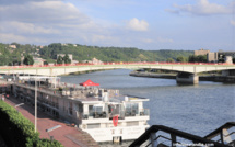 Rouen : le cadavre d'un homme flottant dans la Seine, découvert près du pont Jeanne d'Arc 