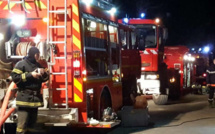 Mystérieux accident à Darnétal : une voiture s'encastre dans la façade du magasin et s'enflamme