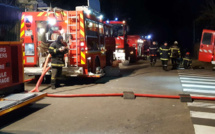 Incendie cette nuit aux Andelys : cinq personnes légèrement intoxiquées hospitalisées a Vernon 