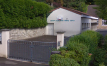 Médan : deux individus encagoulés arrachent le sac à main d'une employée de l'école