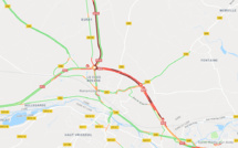 Carambolage sur la RN 12 à Nonancourt : 7 véhicules impliqués, dont un bus et un poids lourd