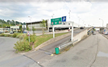 Montivilliers (Seine-Maritime) : la voiture percute un pilier du parking aérien, un blessé grave