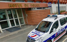 Evreux (Eure) : elle voyage sans billet, agresse les contrôleurs du bus et griffe un policier au visage