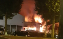 Seine-Maritime : violent incendie cette nuit dans l'enceinte de la concession automobile Opel à Rouen