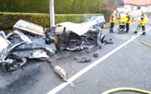 La voiture percute un poteau EDF et prend feu : un mort et un blessé grave près de Bernay