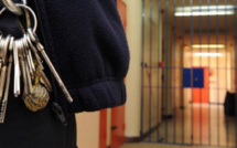 Un surveillant blessé à la gorge par un détenu radicalisé à la prison de Château-Thierry (Aisne)