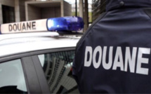 La douane du Havre saisit 1kg de drogue dans un véhicule contrôlé dans l’Eure : cinq interpellations