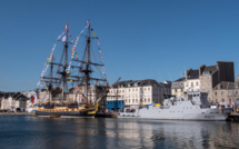 Cherbourg-en-Cotentin : L'Hermione se déplace pour des raisons météorologiques