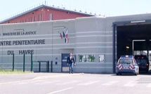 Seine-Maritime : deux surveillants agressés et blessés par un détenu à la prison du Havre 