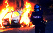 Près de Rouen : un jeune homme retrouvé gravement brûlé près d’une voiture incendiée 