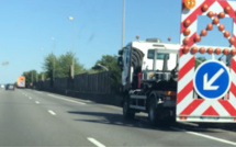 Seine-Maritime : un poids lourd percute une voiture en panne sur l’A139 à Grand-Couronne