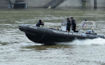 Il tente de se suicider en jetant sa voiture dans la Seine, au Pecq (Yvelines)
