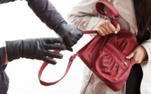 Rouen : elle se fait arracher son sac à main et tente de rattraper ses agresseurs 