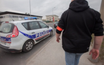 Yvelines : le voleur, âgé de 14 ans, frappe sa victime et s’enfuit avec son sac à main