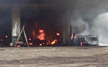 Eure : un bâtiment industriel détruit par le feu à Igoville, une cinquantaine de pompiers mobilisés 