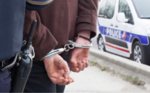 Yvelines : arrêté par deux témoins après avoir dépouillé sa victime à un distributeur de billets