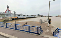 Seine-Maritime : neuf migrants albanais découverts dans un bateau à Fécamp