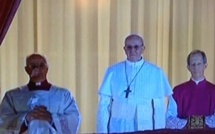 Election du nouveau Pape : la fumée blanche est sortie !