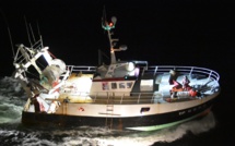 Voie d'eau sur un chalutier au large de Dieppe : les cinq marins-pêcheurs sont sains et saufs