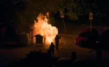 L’incendiaire de poubelle, fortement alcoolisé, est filmé par un témoin, près de Rouen 