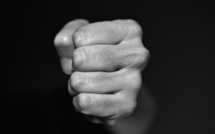 Eure : Il est placé sous contrôle judiciaire pour avoir frappé son compagnon à Gravigny 