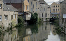 Seine-Maritime : suspicion de pollution à la surface de la Lézarde à Harfleur 