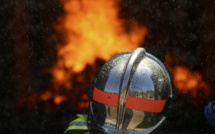 Seine-Maritime : 55 sapeurs-pompiers luttent contre l'incendie d'un supermarché Lidl à Rouen