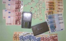 Trafic de drogue : de la cocaïne et de l'argent liquide saisis dans sa chambre