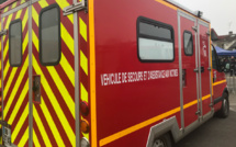 Phare cassé et impacts sur la carrosserie : une ambulance des pompiers vandalisée à Rouen 