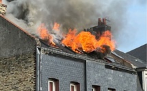 Seine-Maritime. Toiture en feu au Havre : les sapeurs-pompiers appellent des renforts 