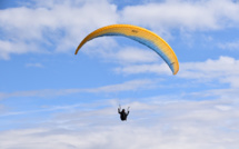 Une femme se tue en parapente après une chute de 800 m sur la base de Léry-Poses (Eure)