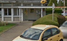 Il voulait la caisse de la Poste de Bonsecours, il repart bredouille...