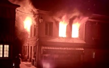 Une habitation embrasée : 45 pompiers luttent contre le feu à Val-de-Saâne, en Seine-Maritime 
