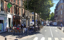 Miracle place Saint-Marc, à Rouen : ivre, un automobiliste percute les terrasses (vides) de deux brasseries