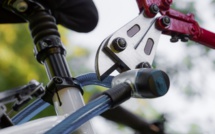 A Rouen, le voleur jette son dévolu sur un vélo électrique de 5 000€, mais l'antivol résiste