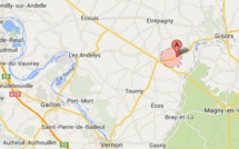 Collision entre une moissonneuse-batteuse et une voiture : la route coupée entre Vesly et Le Thilliers en Vexin