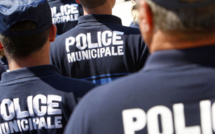 La voiture des invités d'un mariage fonce sur deux policiers municipaux à Mantes-la-Jolie