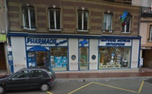 Dieppe : la braqueuse de pharmacie, cagoulée, gantée et armée, repart bredouille...