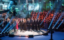 Pour le nouvel An, Michel Drucker et ses invités embarquent sur le porte-avions Charles de Gaulle