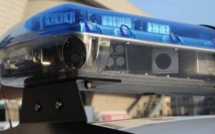 Rififi autour d'une Mercedes volée : les policiers dégainent leur pistolet à impulsion électrique