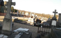 Encore des tombes profanées : à Saint-Aubin-lès-Elbeuf cette fois