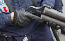 Les Clayes-sous-Bois : un policier fait usage de son flash-ball pour neutraliser un mari violent