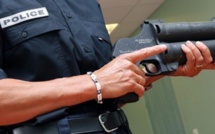 Evreux : interpellé avec un flash-ball, une bombe lacrymogène et une batte de baseball !