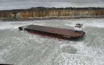 Seine-Maritime. La barge échouée à Sotteville-sur-Mer remorquée jusqu’au port du Havre 