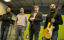 La guitare made in Eure remportée par Antoine Bel, étudiant de Giverny