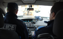 Versailles : le conducteur d'une Audi A3 force un contrôle puis fonce à moto sur un policier