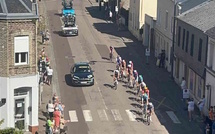  En Seine-Maritime et dans l'Eure, le Tour de France a fait vibrer les spectateurs, troublés à Rouen par un homme armé
