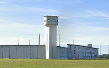 A peine reconduit à la Justice, Gérald Darmanin en visite au centre pénitentiaire d'Alençon ce lundi